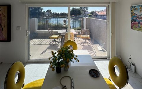 Smart glass sliding door in Camarillo with the glass clear, looking straight out over the lake