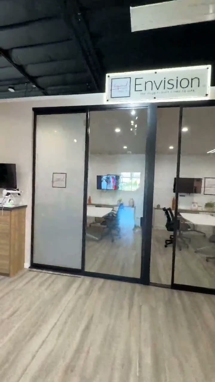 Smart Glass Closet Showroom — Woodland Hills